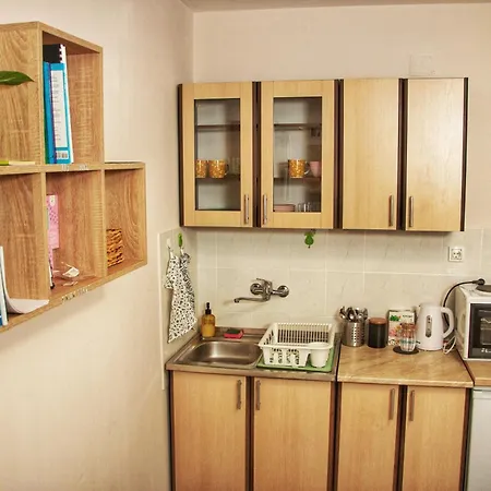 Hummingbird's Nook *