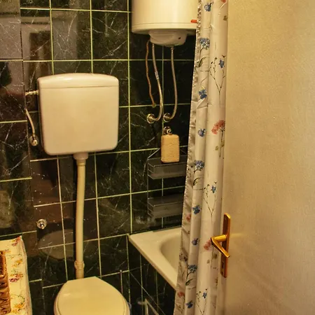 公寓 Hummingbird's Nook 诺威萨