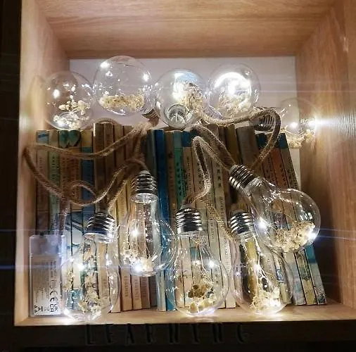 Hummingbird's Nook *